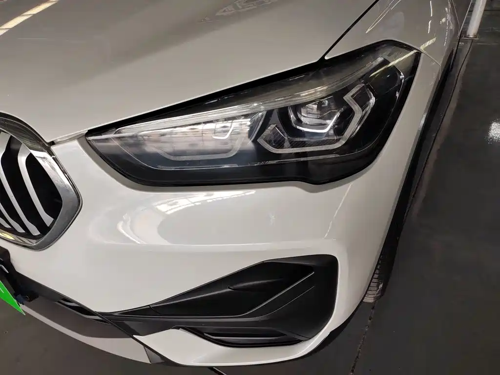 BMW X1 — фото 18