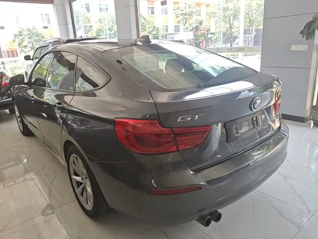 BMW 3 Series GT — фото 5