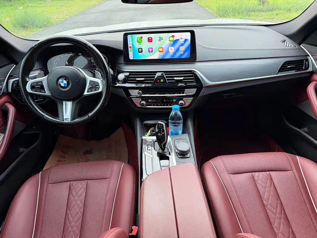 BMW 5 Series — фото 6