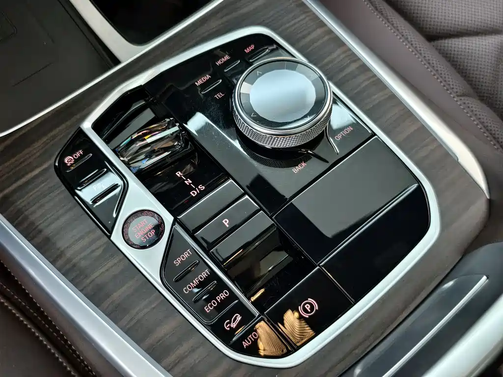 BMW X5 — фото 14