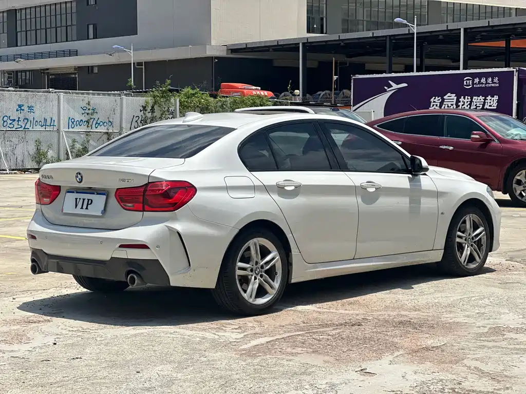 BMW 1 Series — фото 9