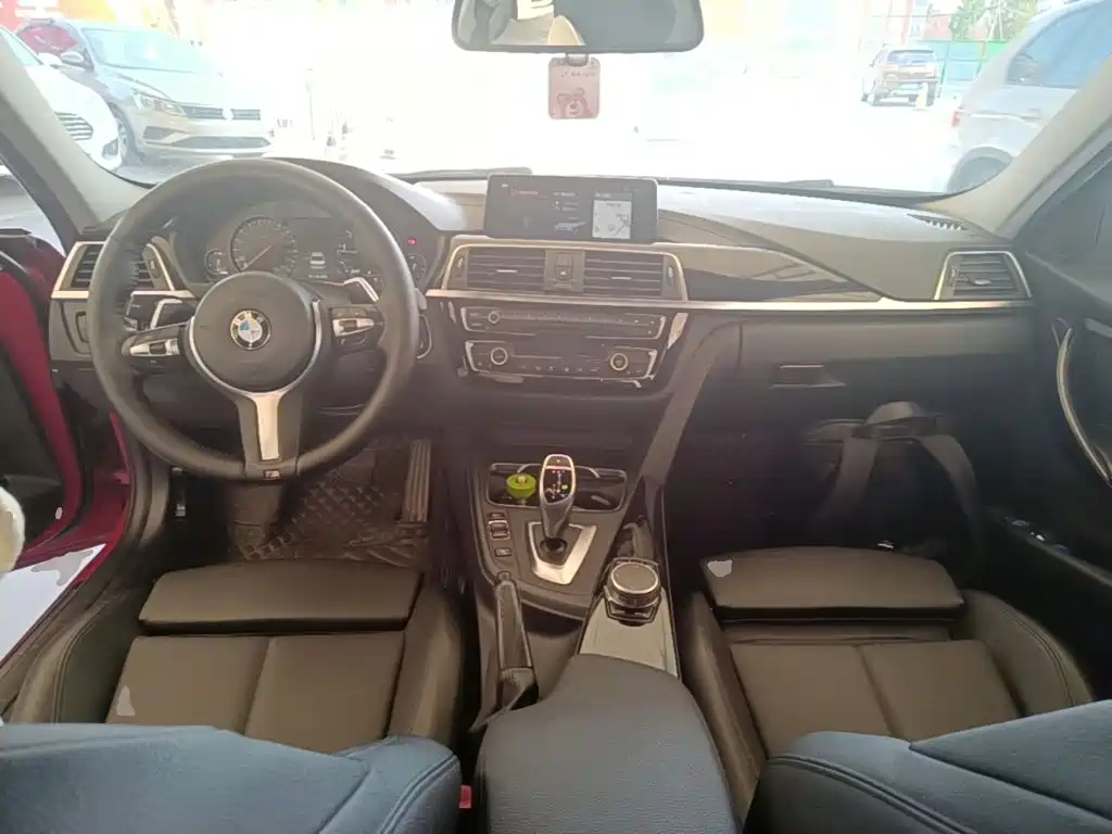 BMW 3 Series — фото 10