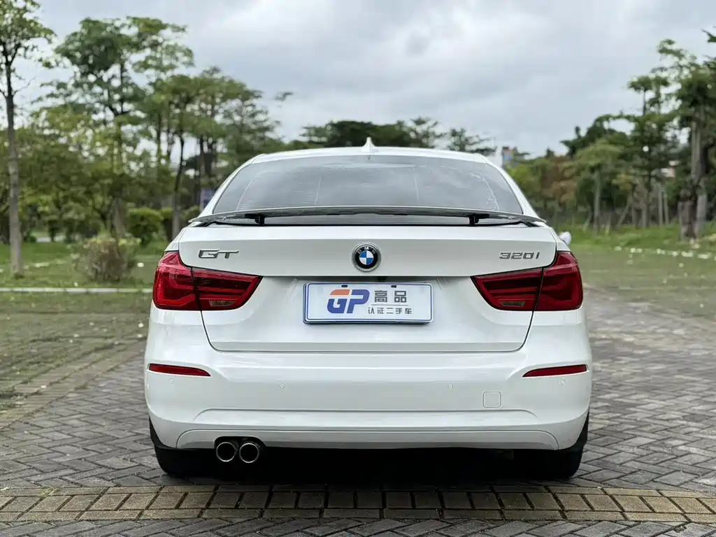 BMW 3 Series GT — фото 5