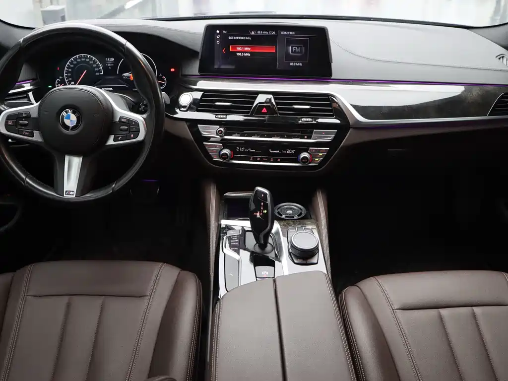 BMW 5 Series — фото 17