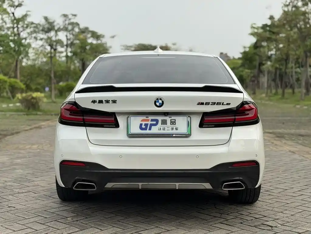 BMW 5 Series New Energy — фото 5