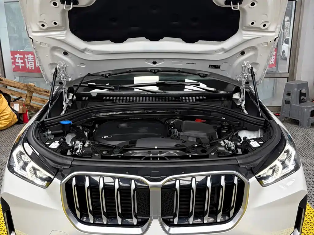 BMW X1 — фото 9