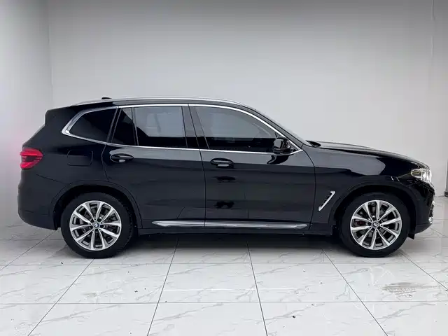 BMW X3 — фото 2