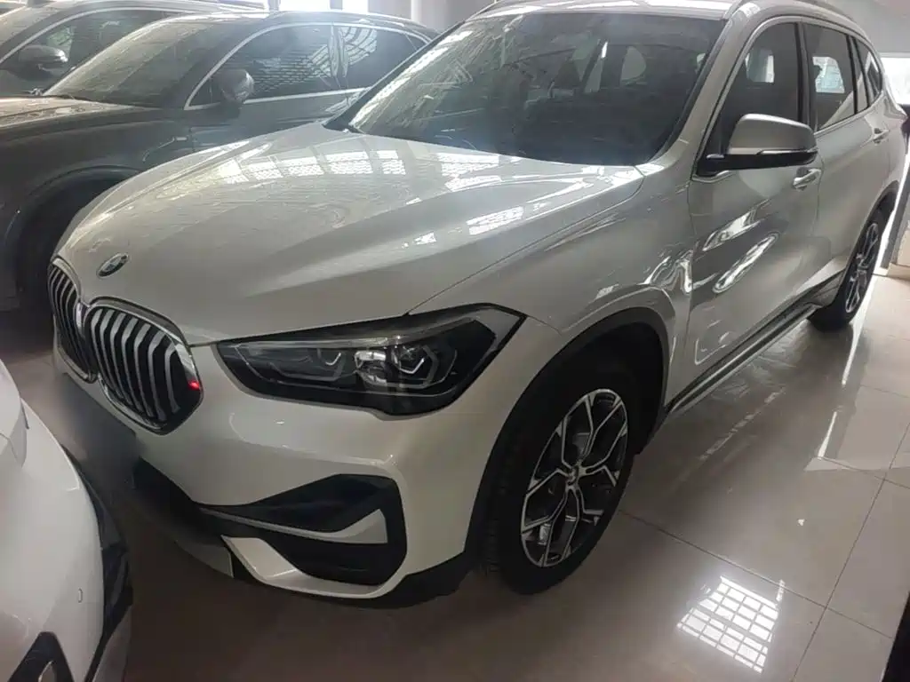 BMW X1 — фото 3