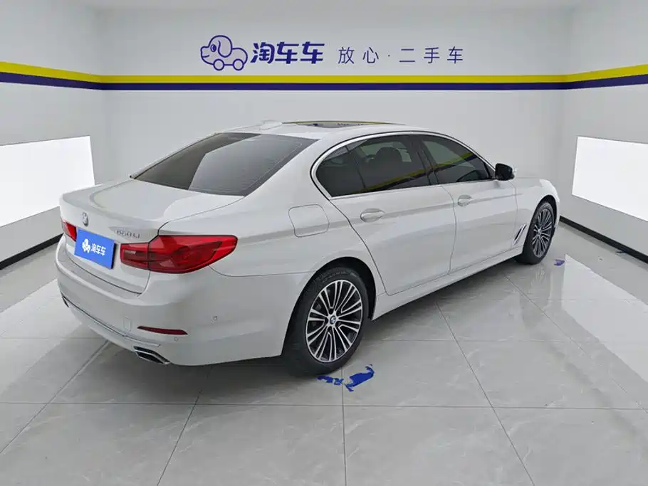 BMW 5 Series — фото 3
