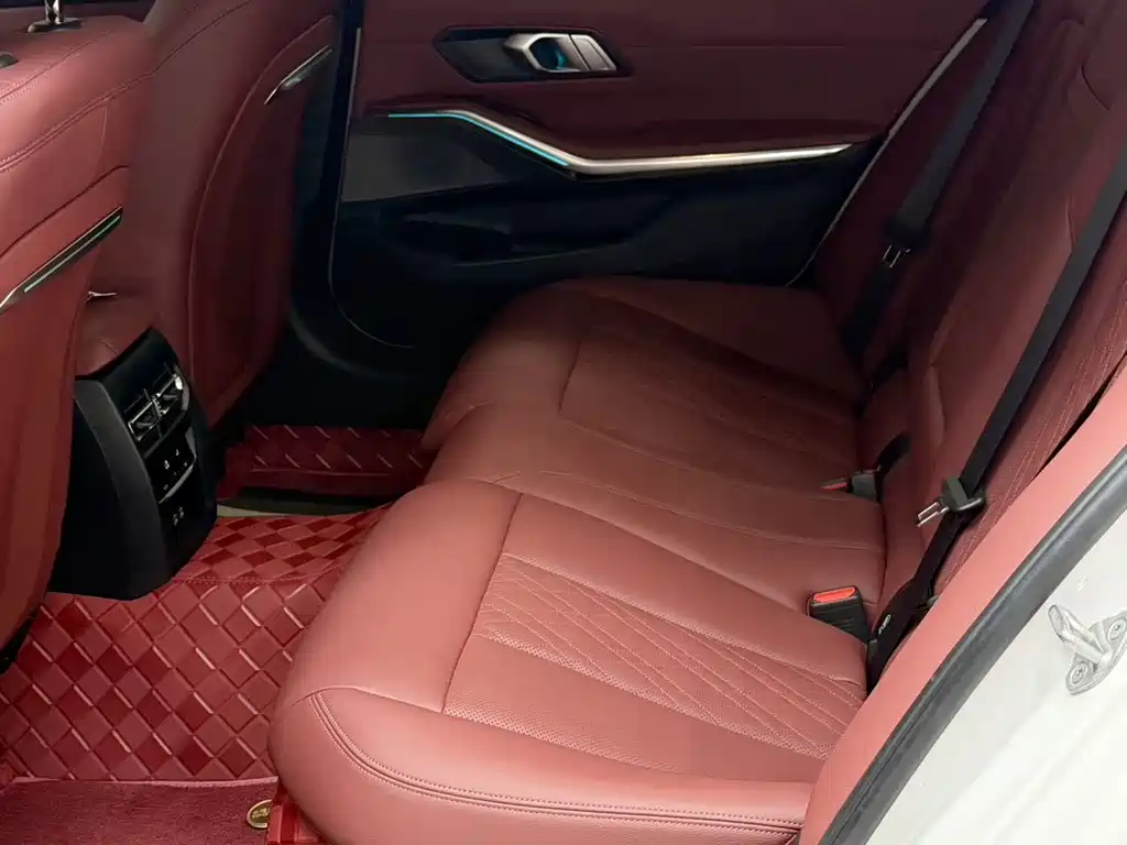 BMW 3 Series — фото 10