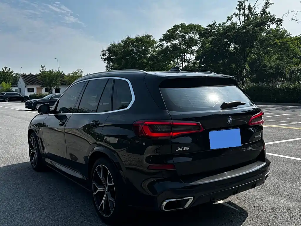 BMW X5 (Import) — фото 4