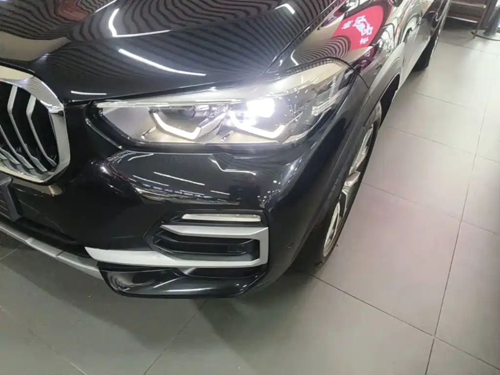 BMW X5 (Import) — фото 24