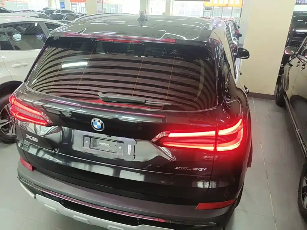 BMW X5 (Import) — фото 6