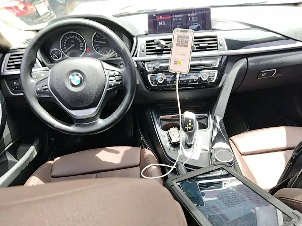BMW 3 Series — фото 10