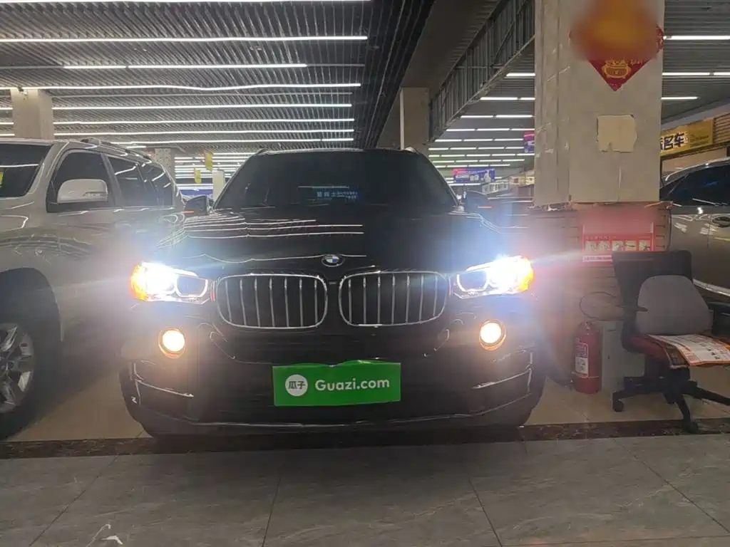 BMW X5 (Import) — фото 3