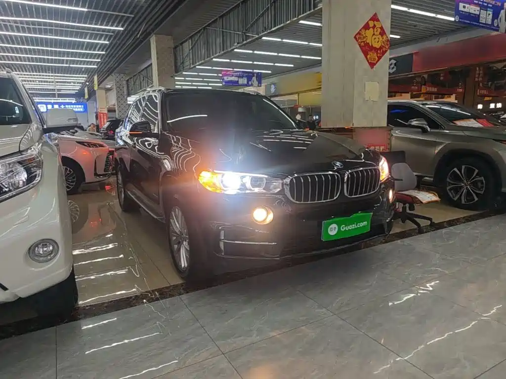 BMW X5 (Import) — фото 4