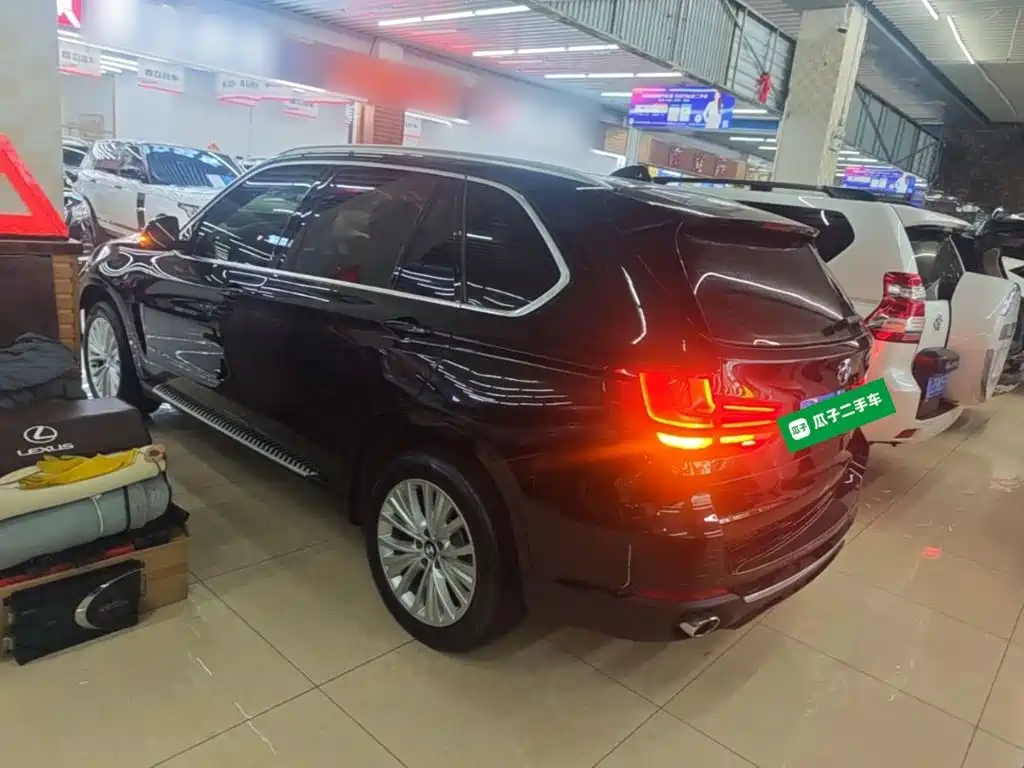 BMW X5 (Import) — фото 5