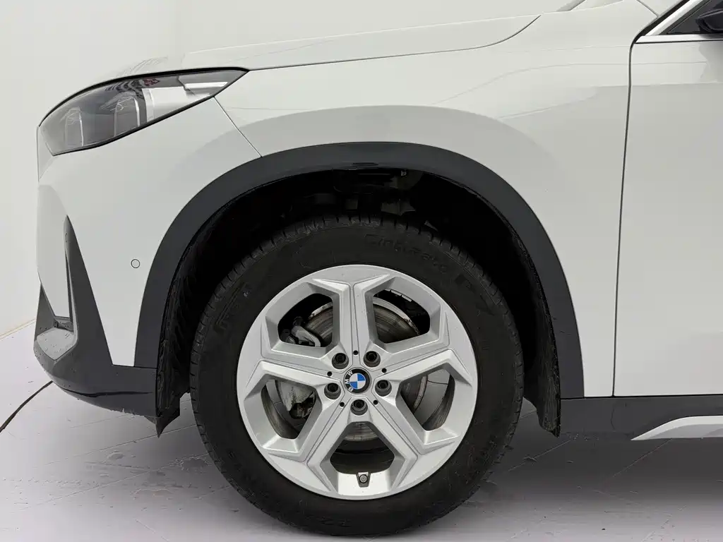 BMW X1 — фото 23