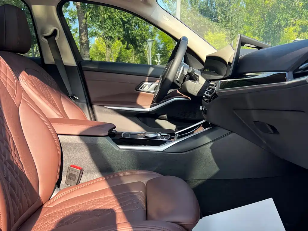 BMW 3 Series — фото 14