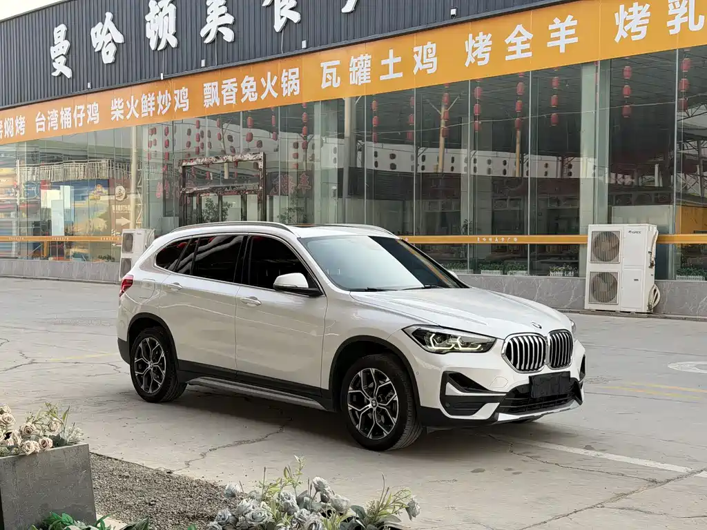 BMW X1 — фото 3