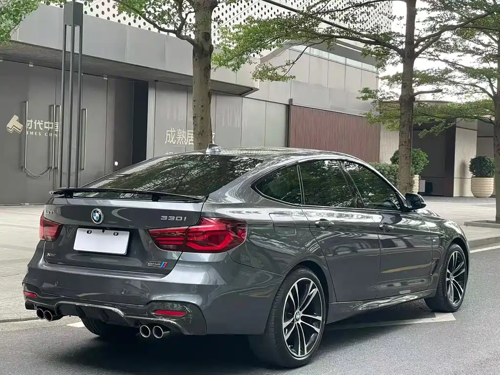 BMW 3 Series GT — фото 15