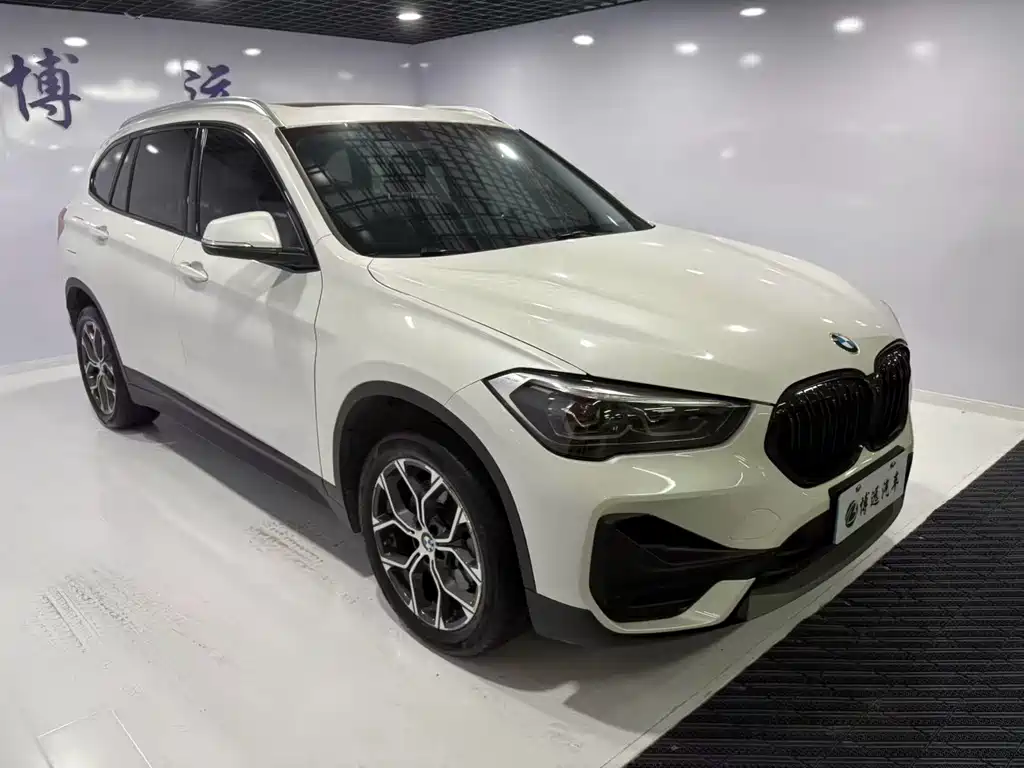 BMW X1 — фото 3