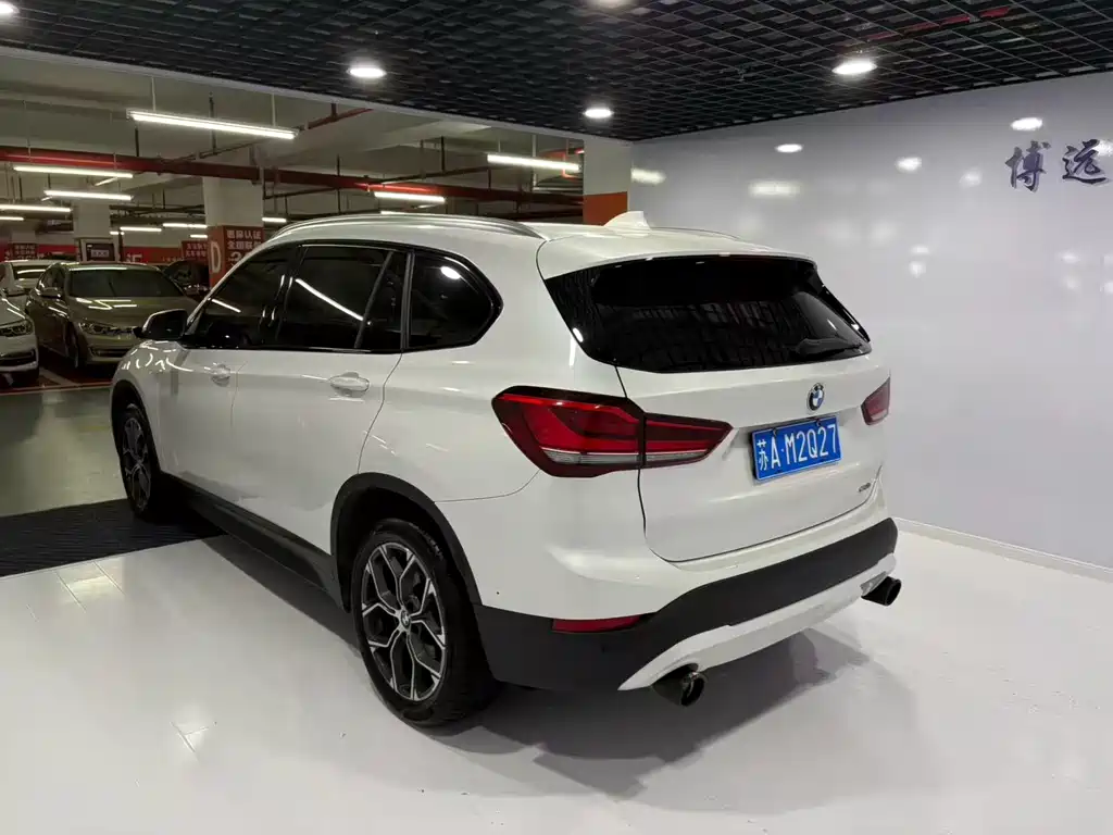 BMW X1 — фото 4