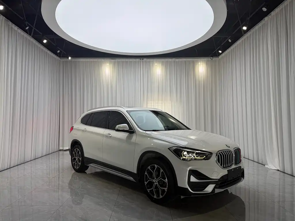 BMW X1 — фото 3