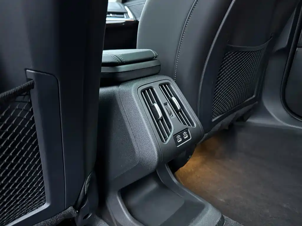 BMW X1 — фото 15