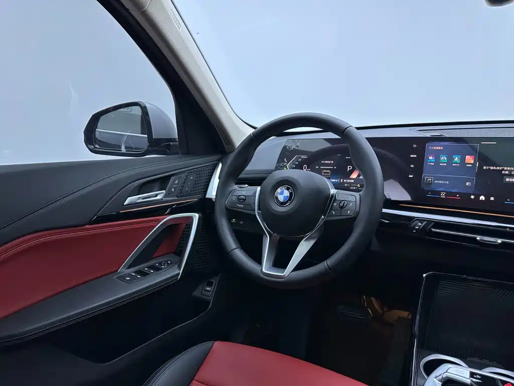 BMW X1 — фото 17