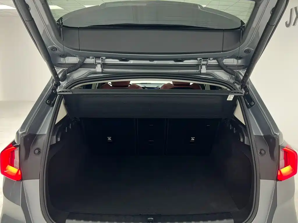 BMW X1 — фото 19
