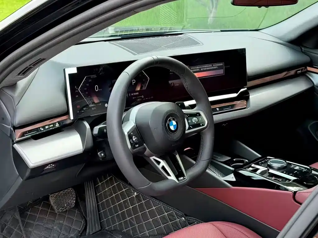 BMW 5 Series — фото 3