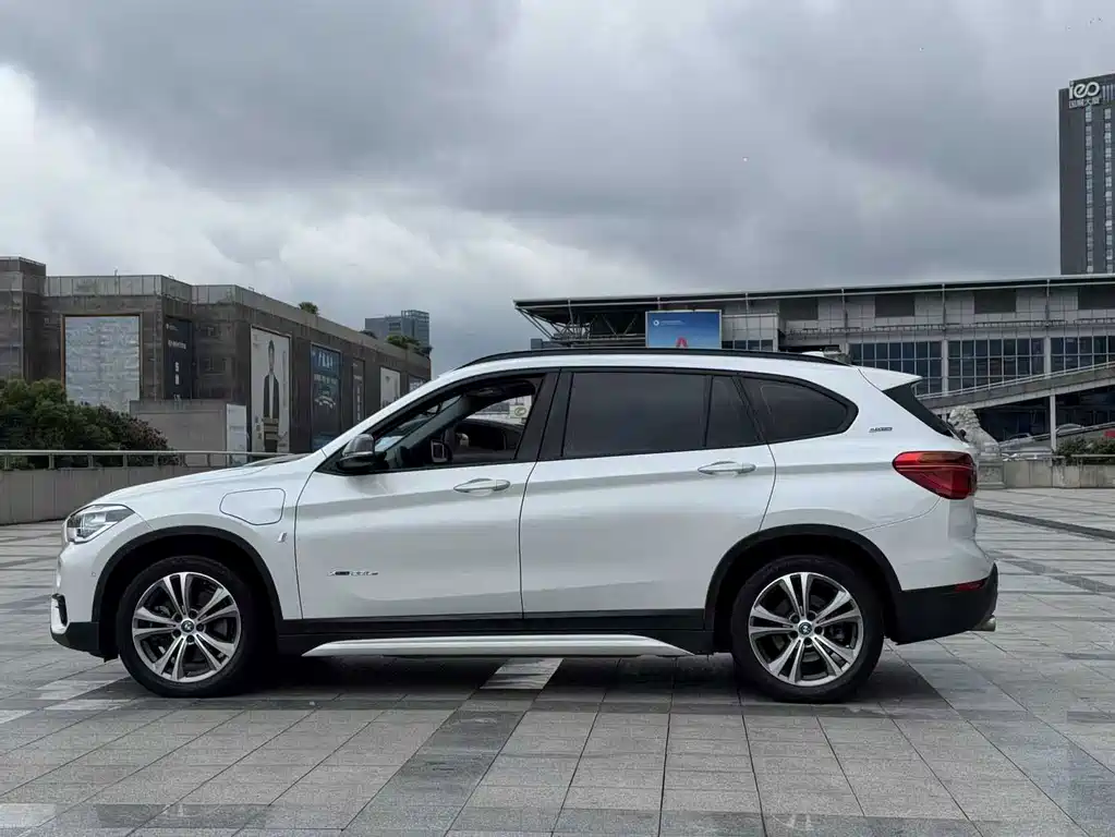 BMW X1 New Energy — фото 10