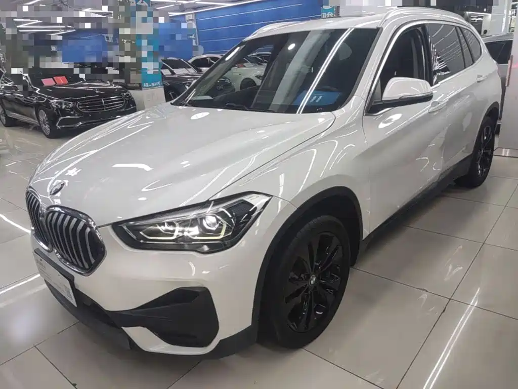 BMW X1 — фото 2