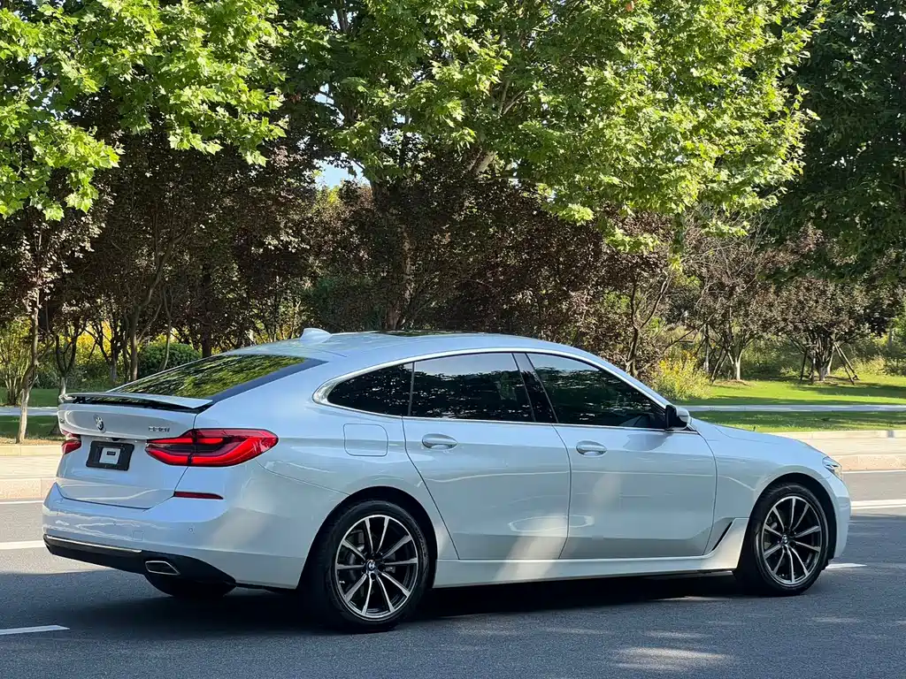 BMW 6 Series GT — фото 7