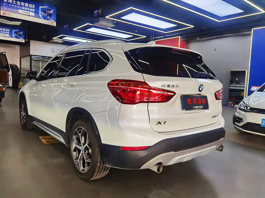 BMW X1 — фото 4