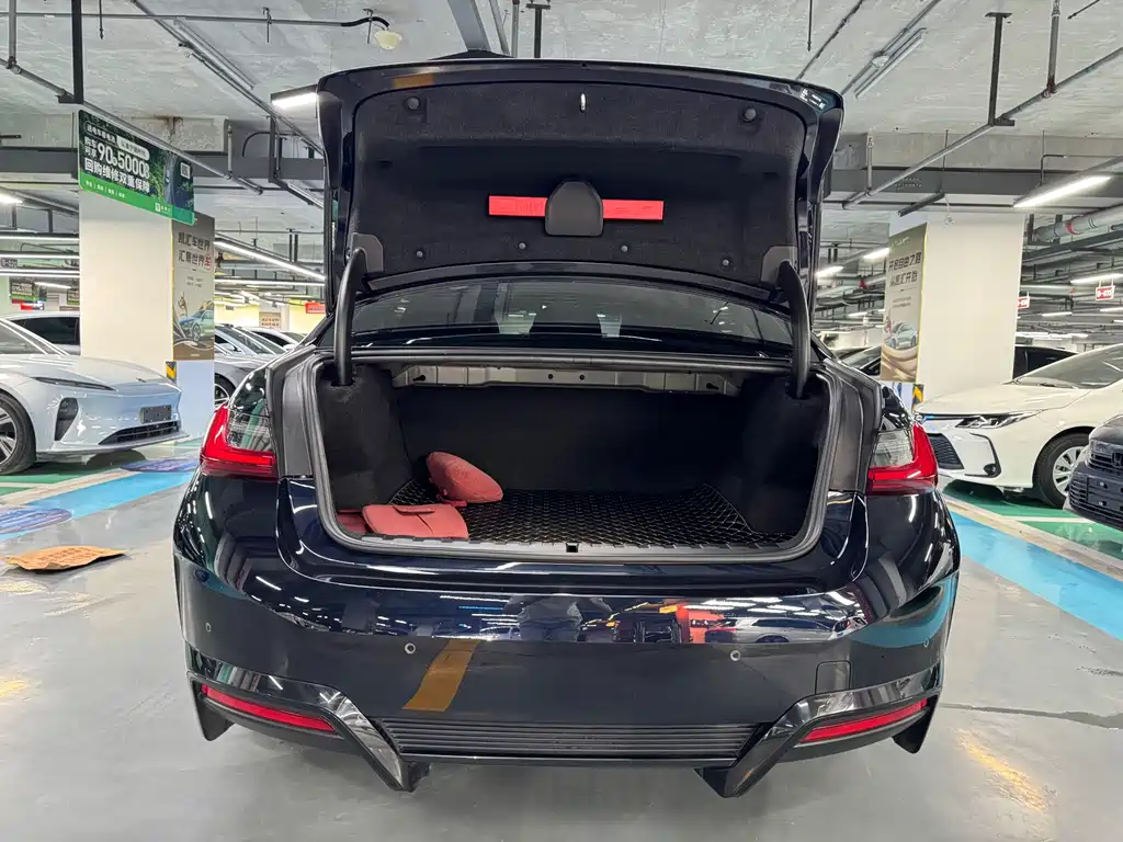 BMW i3 — фото 14
