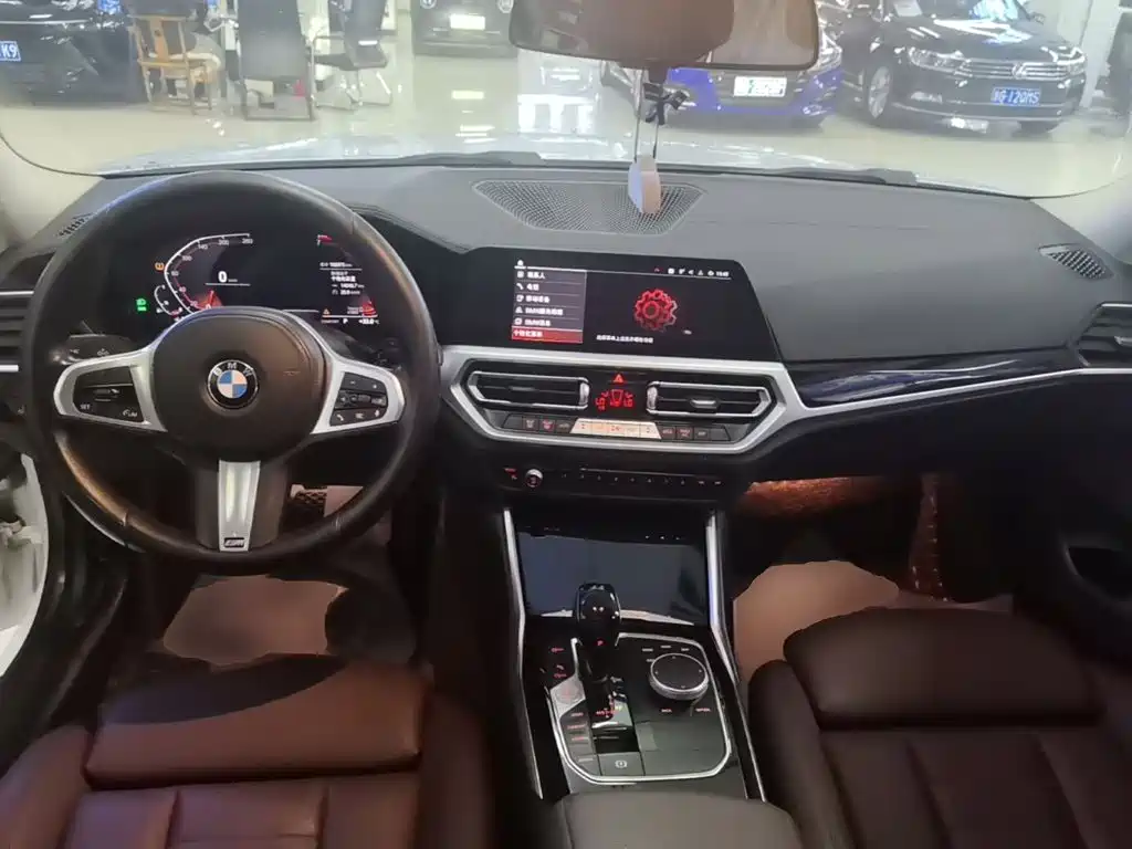 BMW 3 Series — фото 10