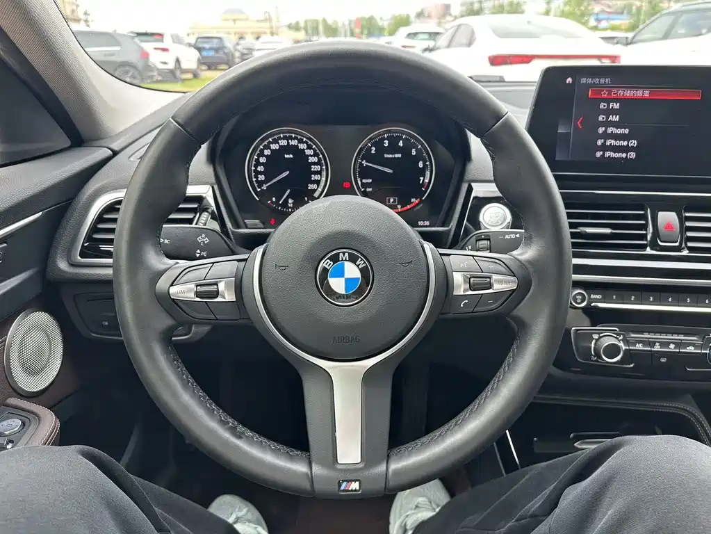 BMW 1 Series — фото 13