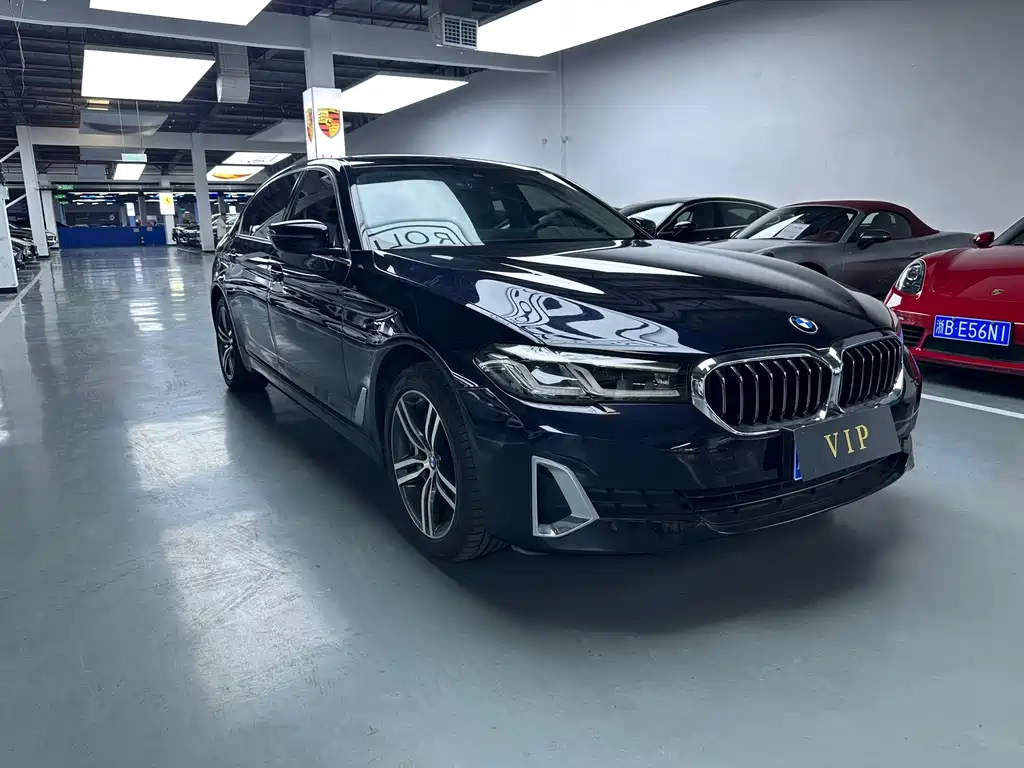BMW 5 Series — фото 3