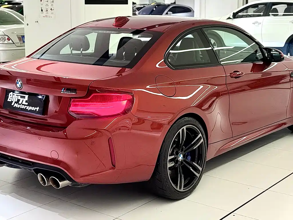 BMW M2 — фото 10