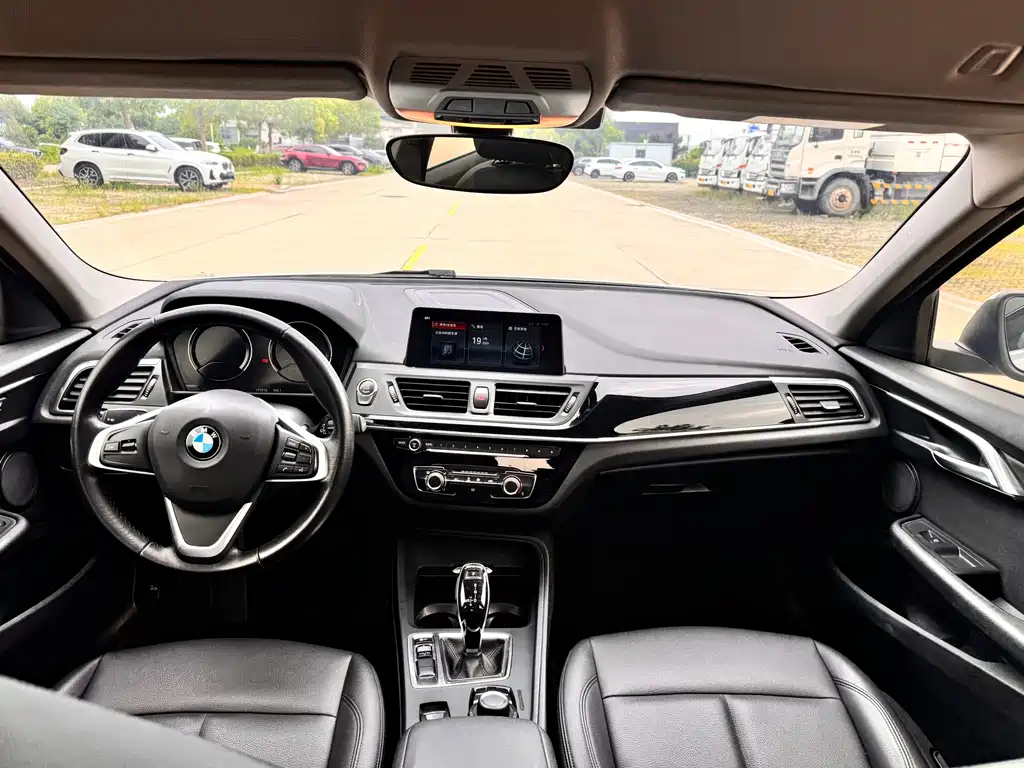 BMW 1 Series — фото 10