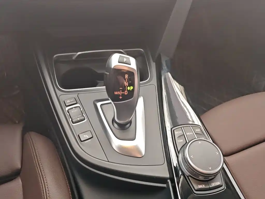 BMW 3 Series — фото 14