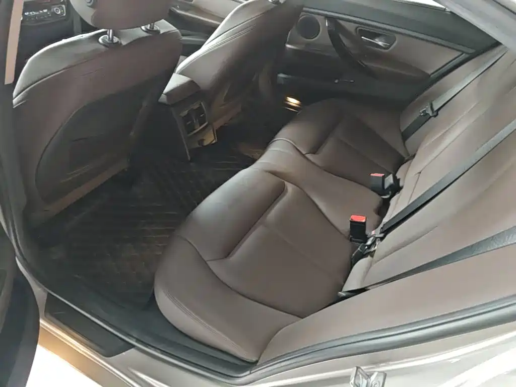 BMW 3 Series — фото 17
