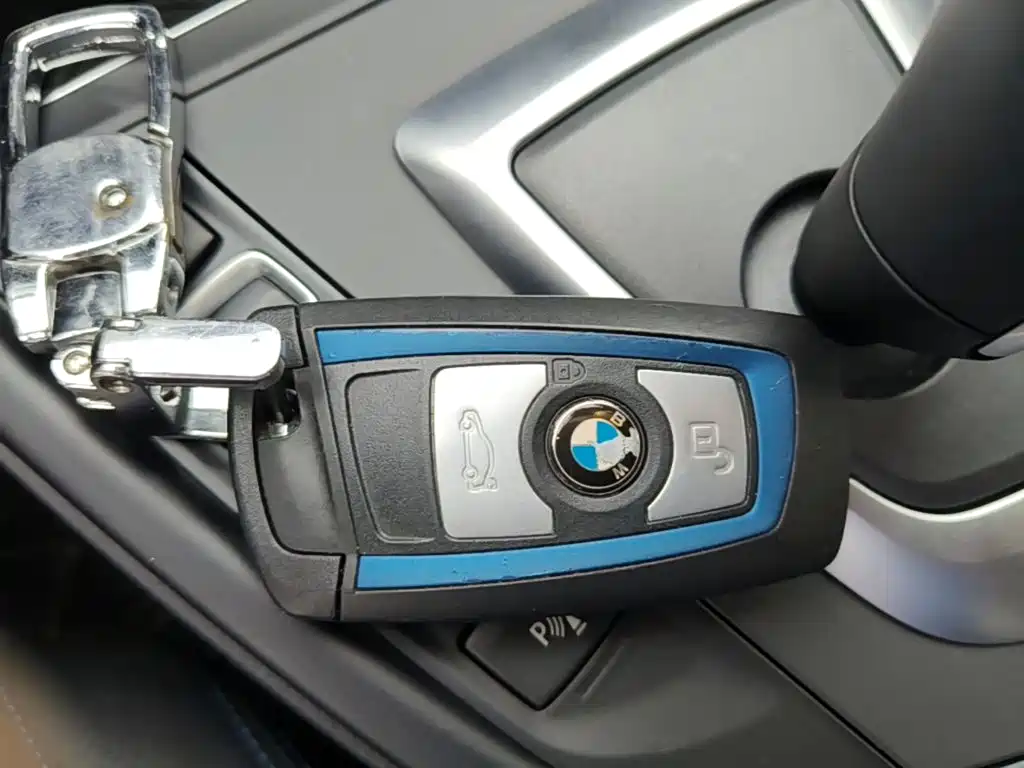 BMW 3 Series GT — фото 9