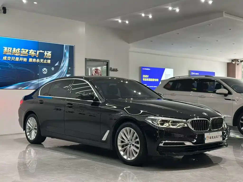 BMW 5 Series — фото 3