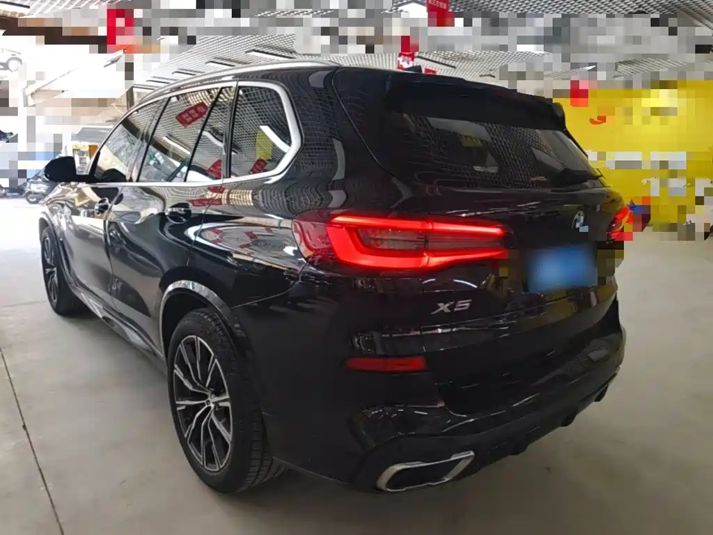 BMW X5 (Import) — фото 5
