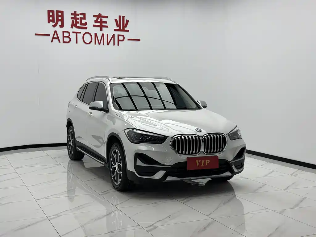 BMW X1 — фото 3