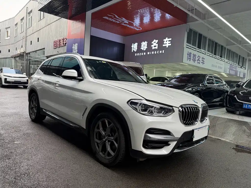 BMW X3 — фото 3