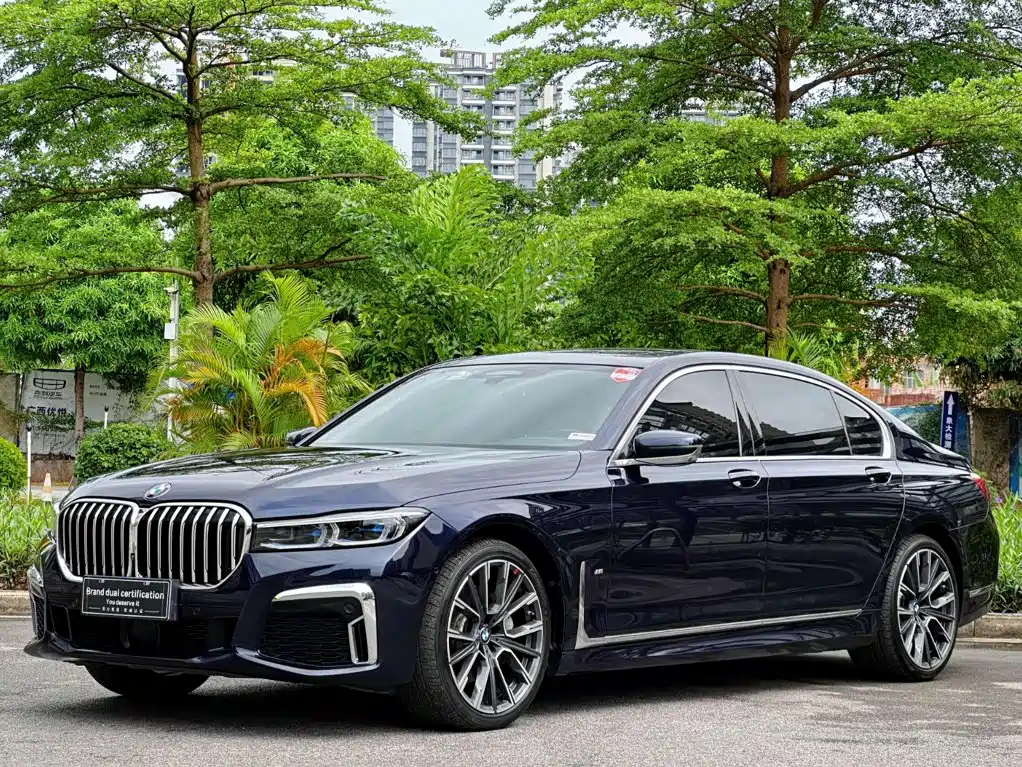 BMW 7 Series — фото 5